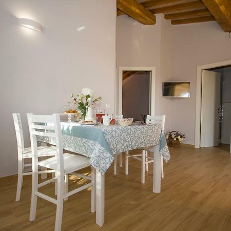 Agriturismo Il Mirto Пеша Романа Екстериор снимка