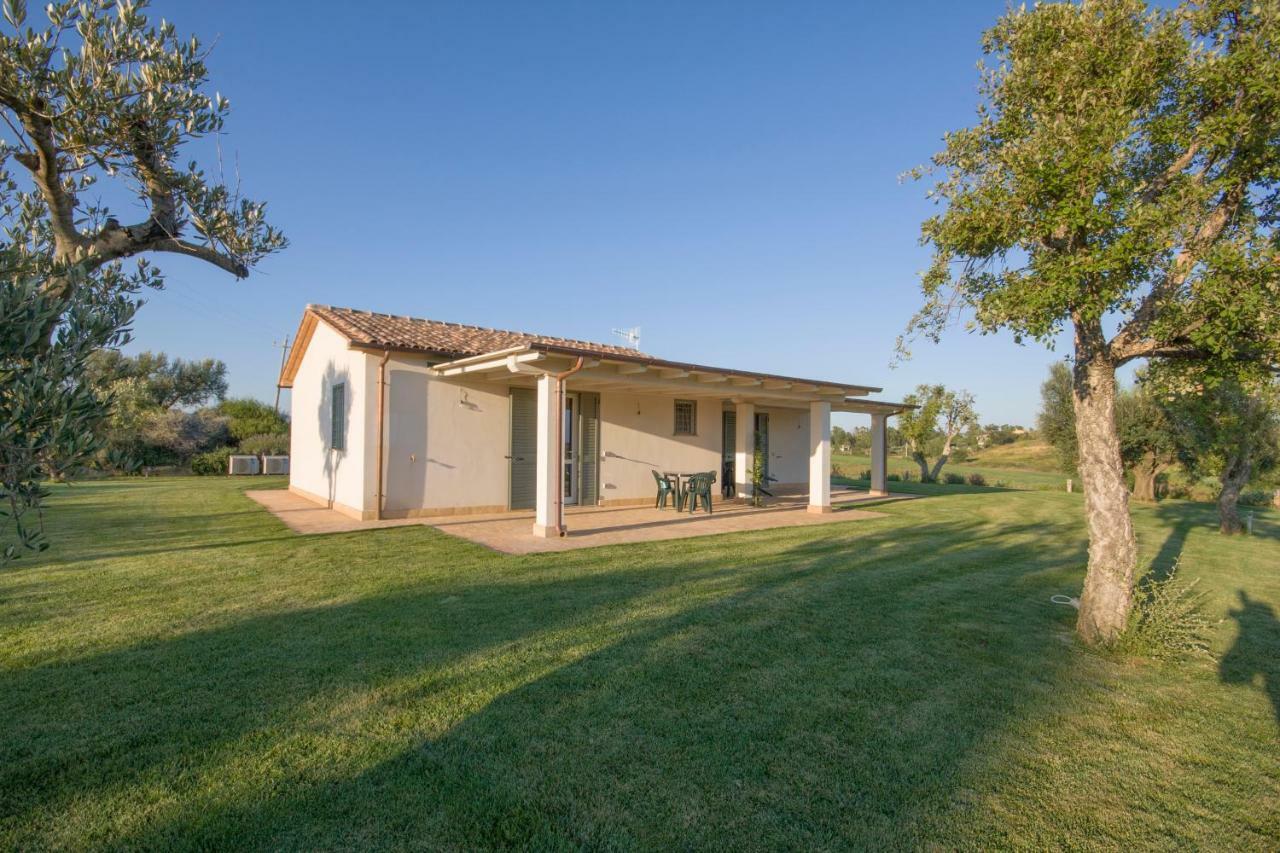 Agriturismo Il Mirto Пеша Романа Екстериор снимка