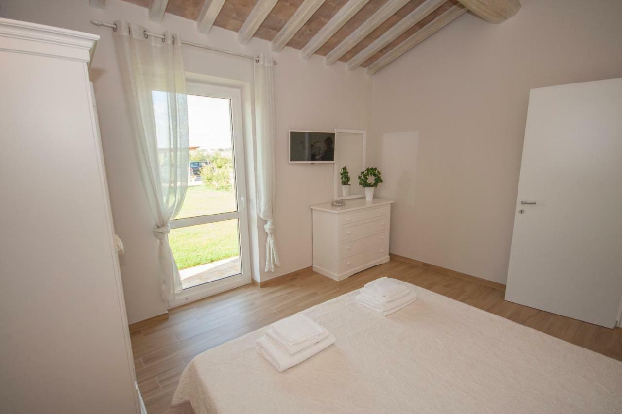 Agriturismo Il Mirto Пеша Романа Екстериор снимка